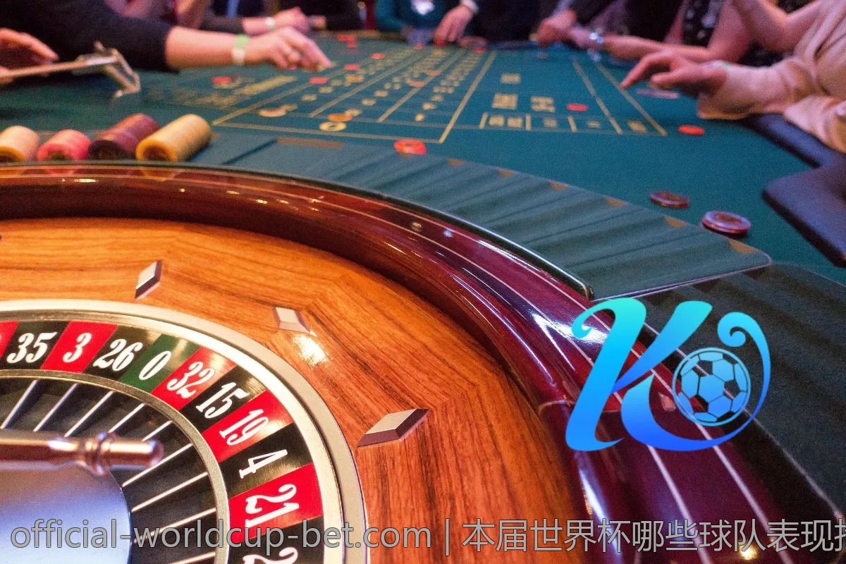 本届世界杯哪些球队表现抢眼？比分一览尽在掌握！